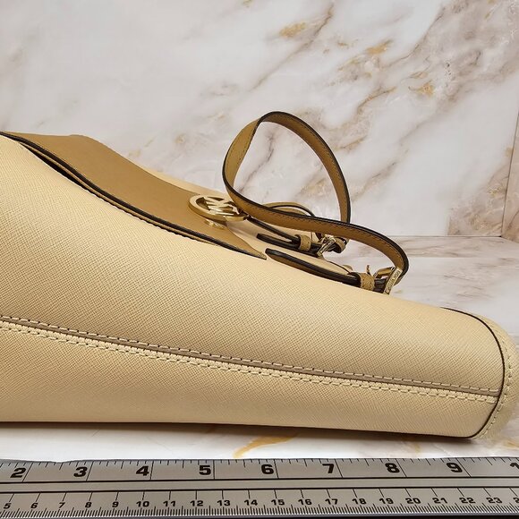 Michael Kors Snap Pocket Tote - Picture 8 of 13